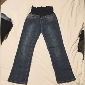 Lilac Clothing maternity jeans